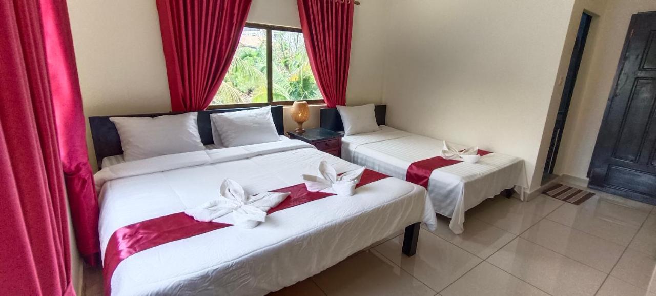 Le Cocorico Hotel Siem Reap Buitenkant foto