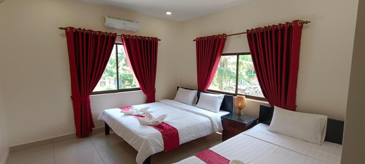 Le Cocorico Hotel Siem Reap Buitenkant foto